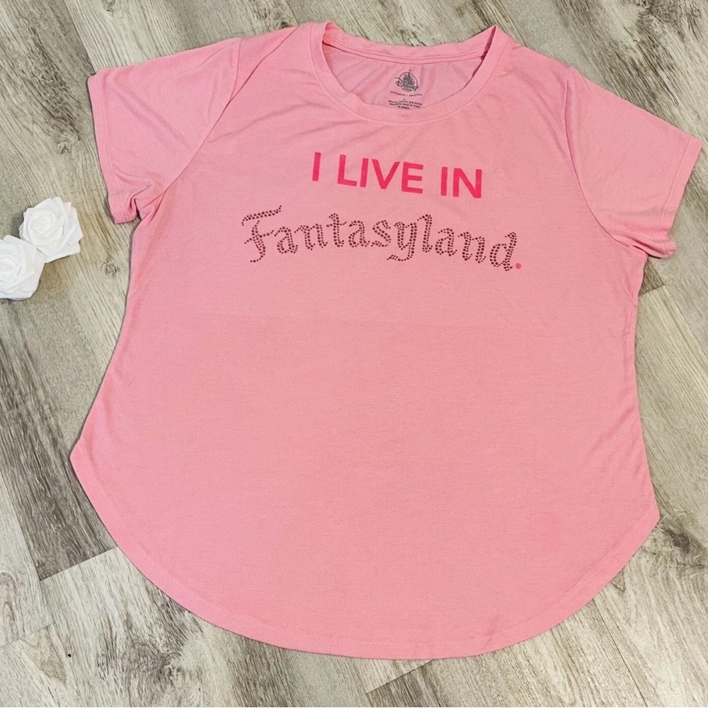 NEW DISNEY PARKS “I LIVE IN FANTASYLAND”Jeweled T-Shirt Sz L (39.99) NWOT